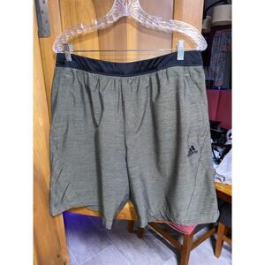 Adidas Men's Athletic Shorts XL Green & Black Elastic Waist Drawstring 2-zip Pkt